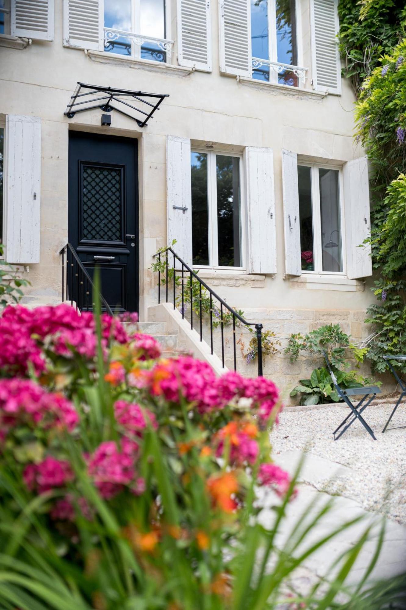 Villa Robs - Appartements Tout Confort, Tv Connectee, Haut Debit, Localisation Ideale - Courts Sejours & Affaires Caen Exterior photo